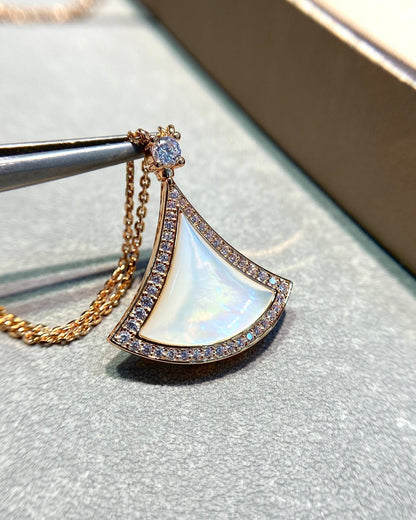 [BloomBling]DREAM MOP DIAMOND PAVED PINK GOLD NECKLACE