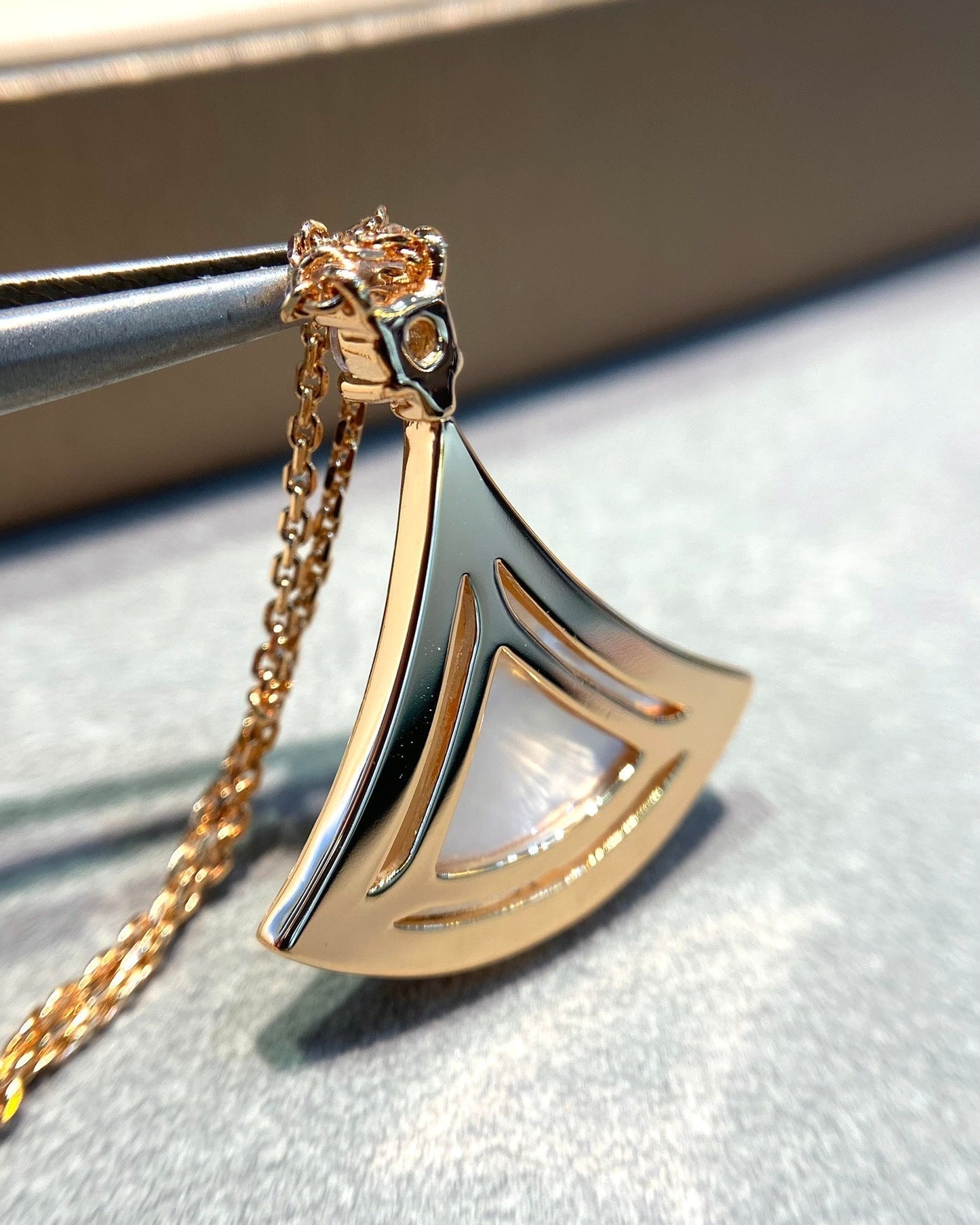 [BloomBling]DREAM MOP DIAMOND PAVED PINK GOLD NECKLACE