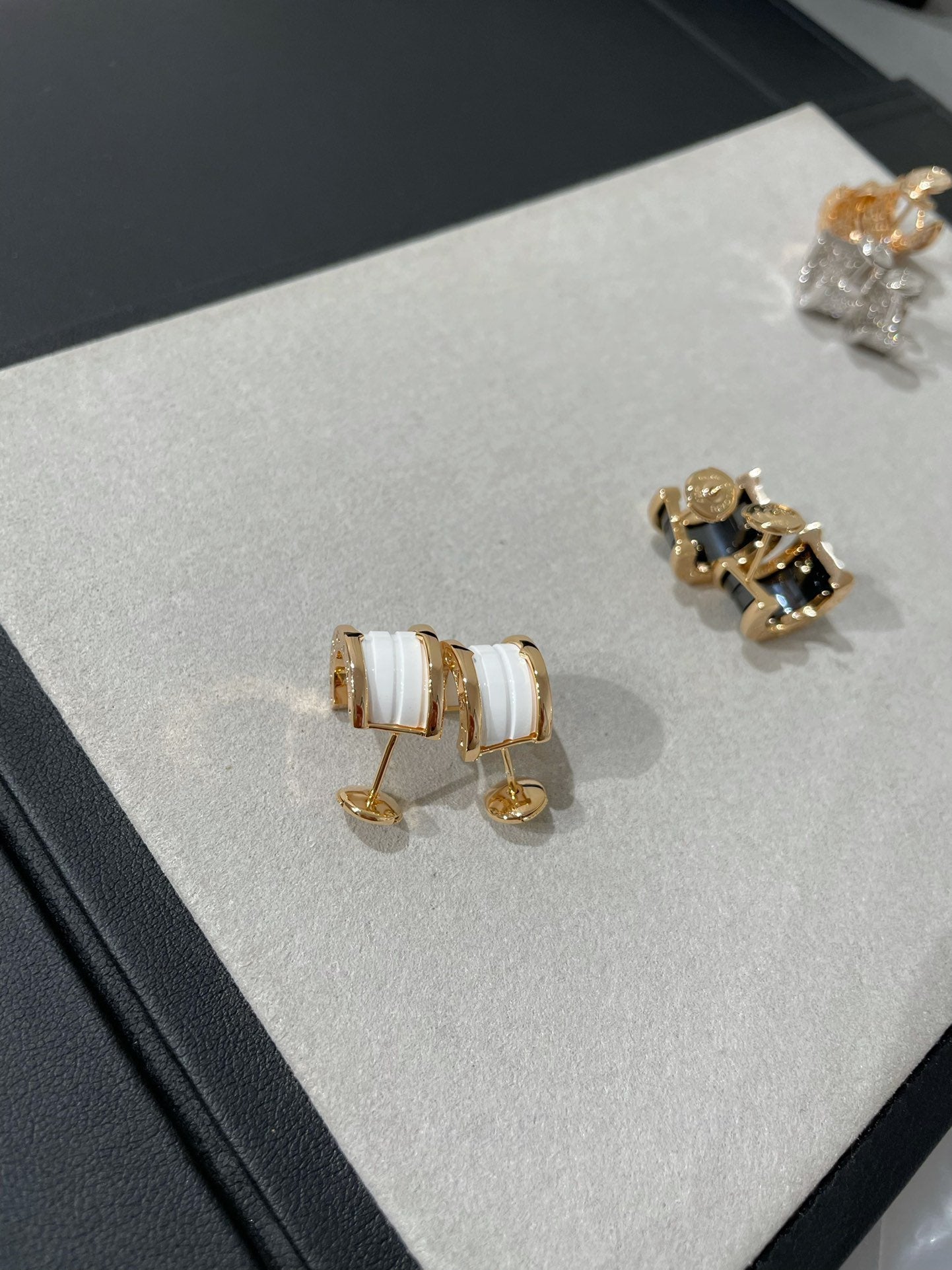 [BloomBling]ZERO 1 PINK GOLD CERAMIC EARRINGS