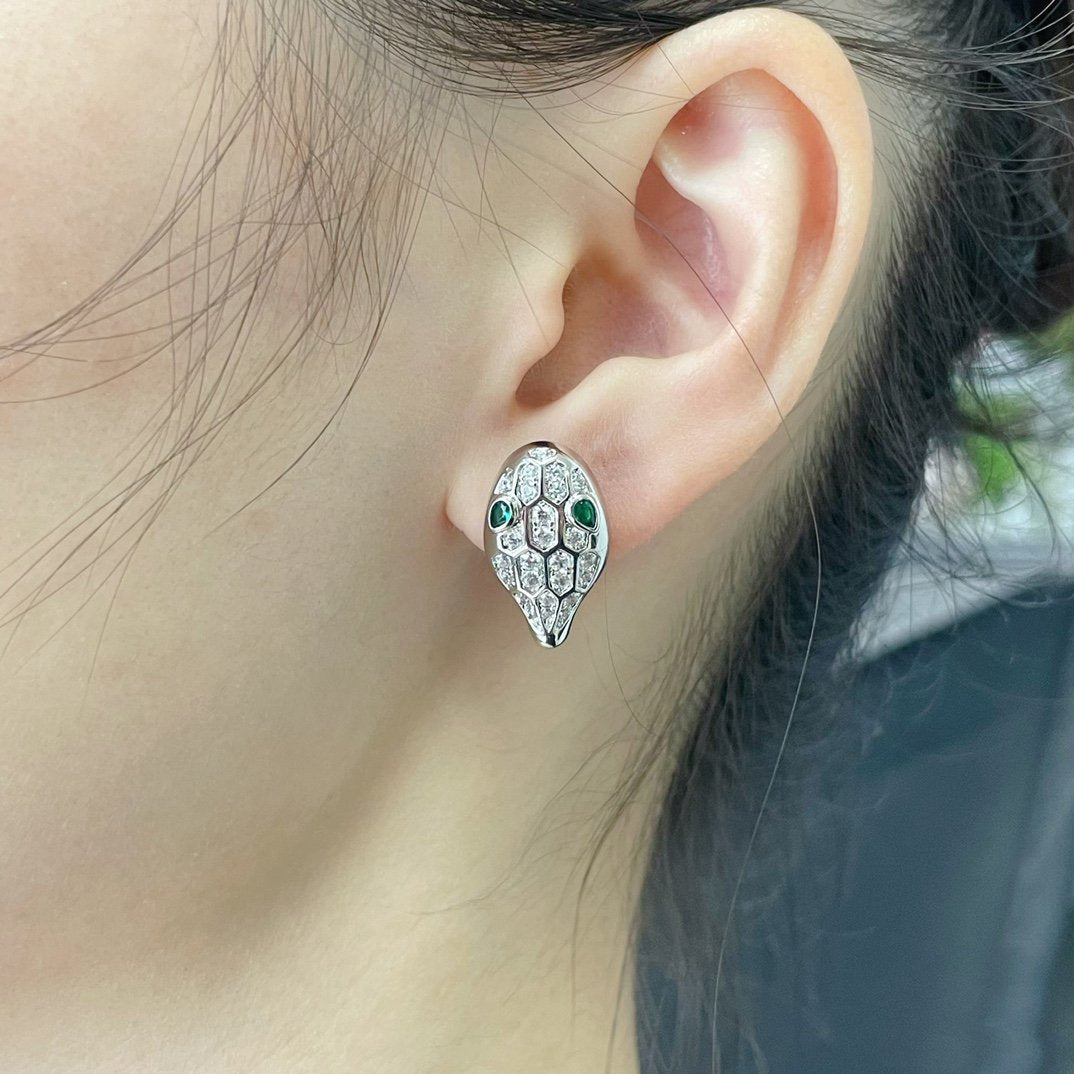 [BloomBling]SERPENT DIAMOND STUD EARRINGS