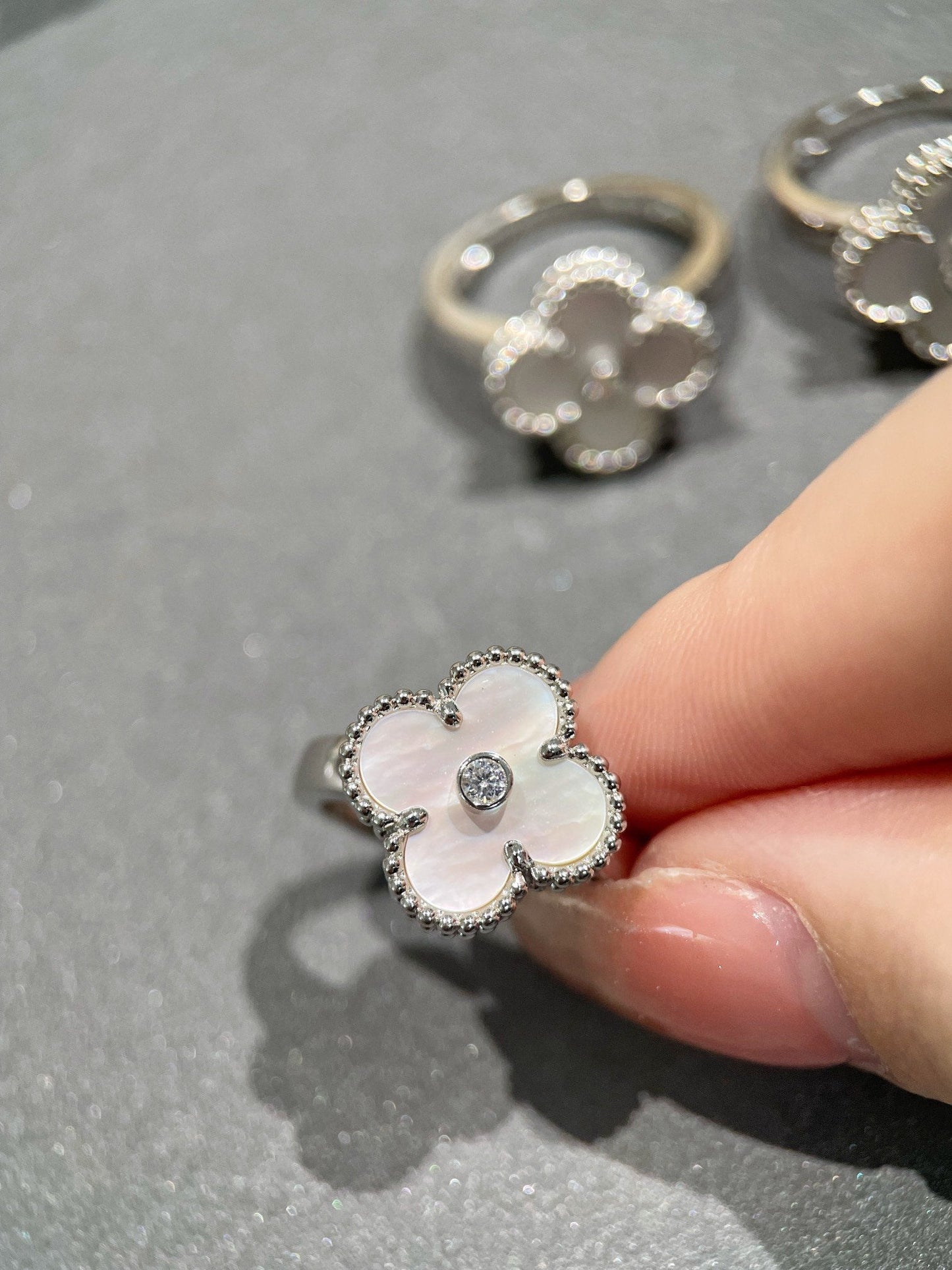 [BloomBling]CLOVER SILVER MOP DIAMOND RING