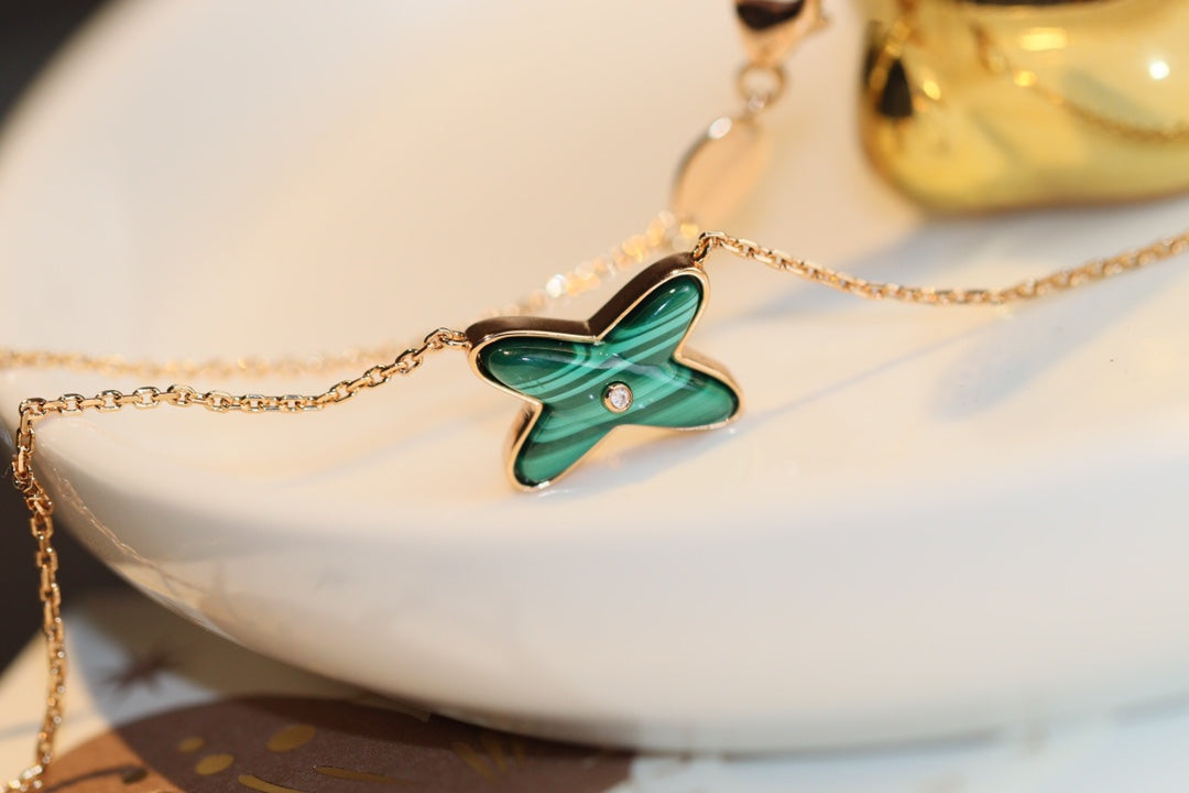 [BloomBling]JEUX MALACHITE 1 DIAMOND PINK GOLD NECKLACE