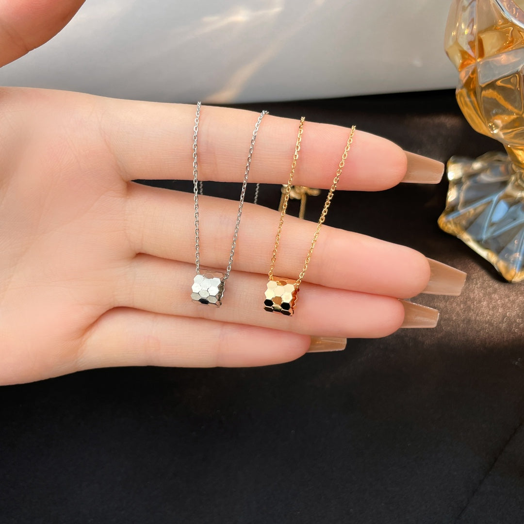 [BloomBling]BEE MINI NECKLACE
