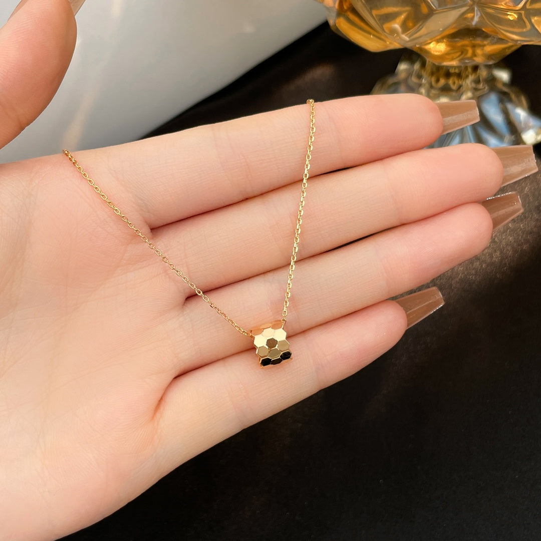 [BloomBling]BEE MINI NECKLACE