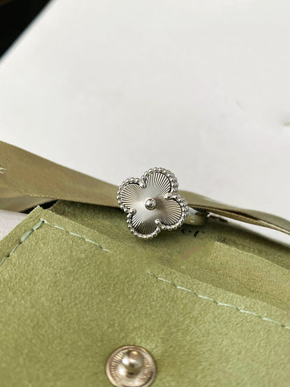 [BloomBling]CLOVER SILVER RING