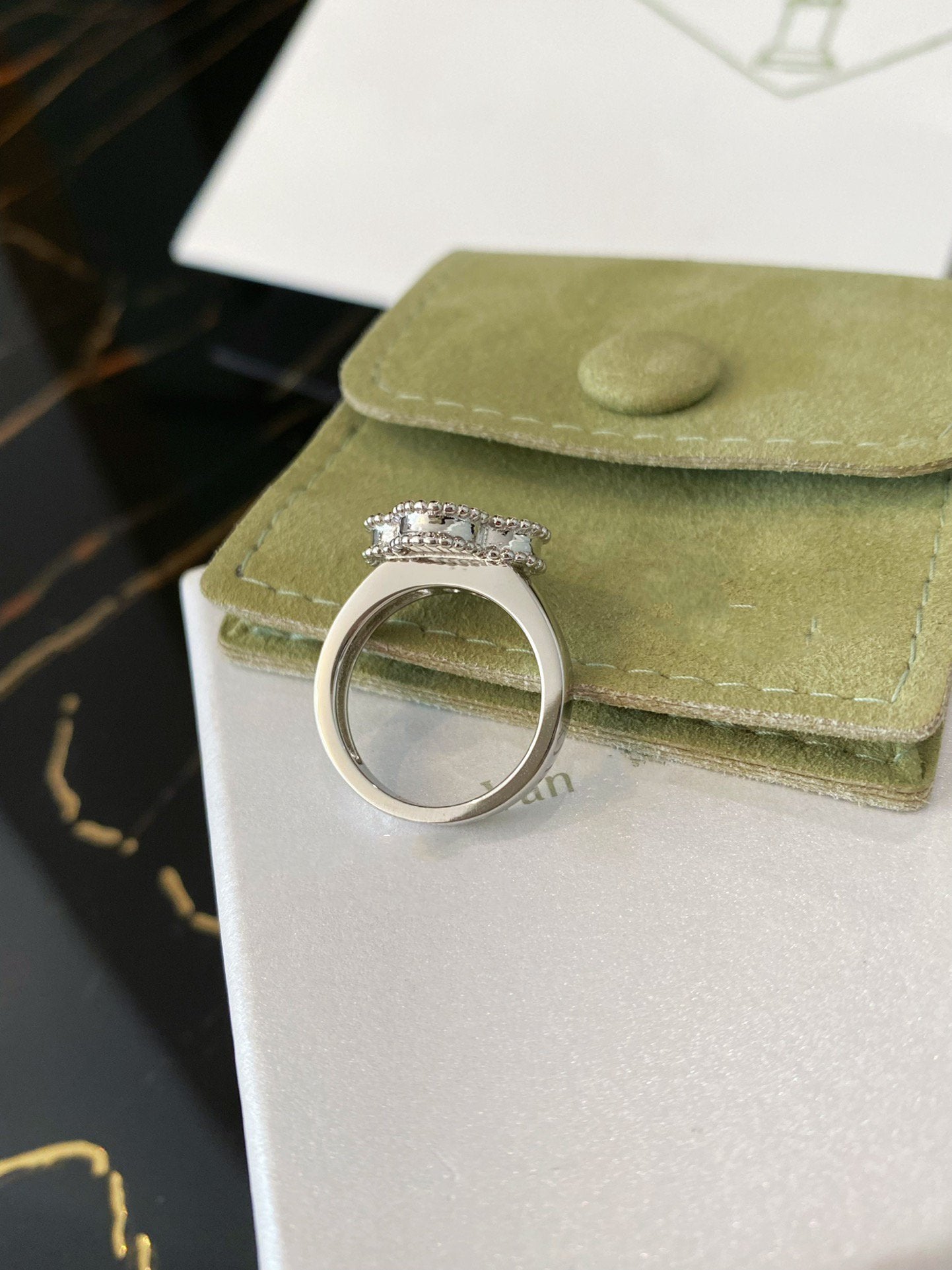 [BloomBling]CLOVER SILVER RING
