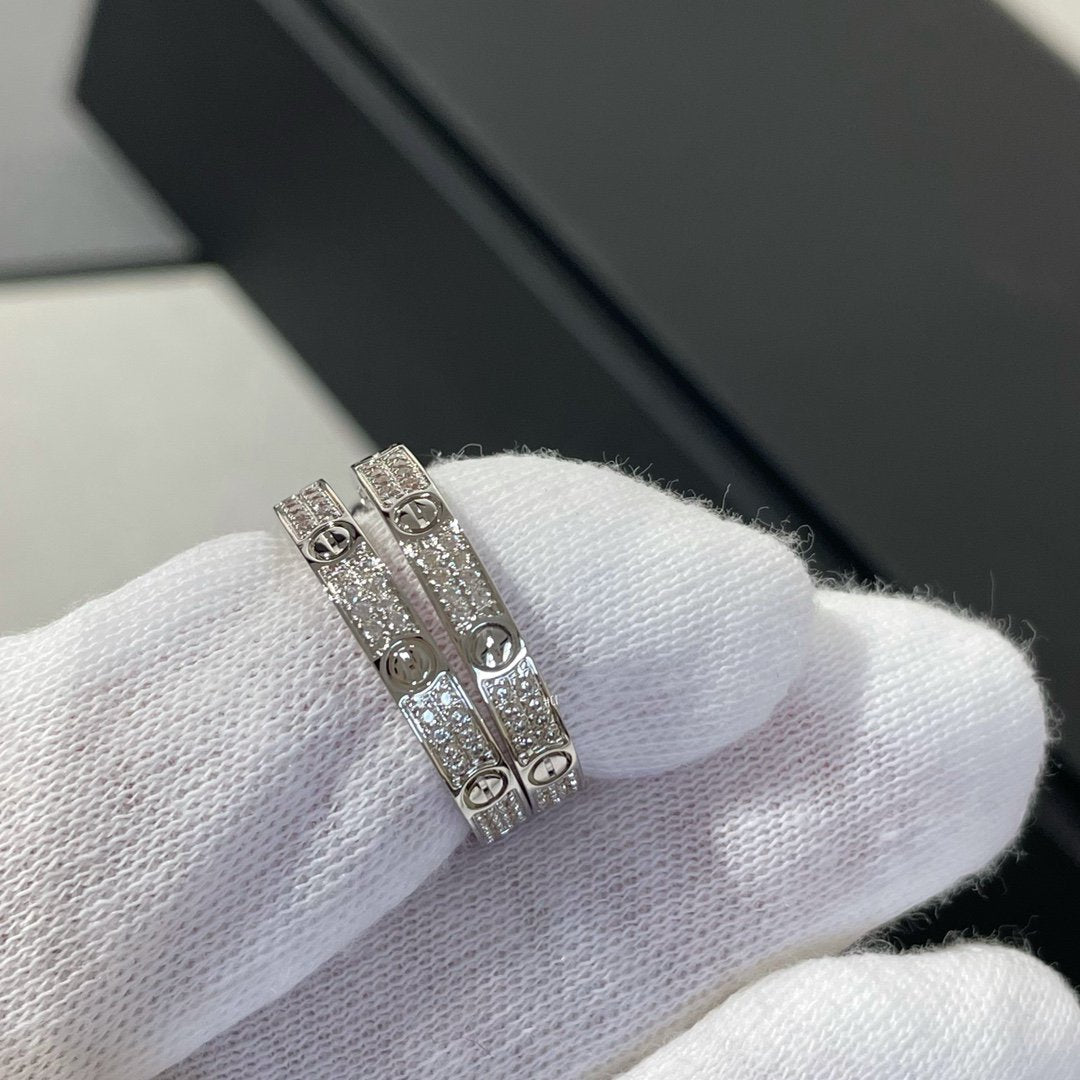 [BloomBling]LOVE DIAMOND SILVER HOOP EARRINGS