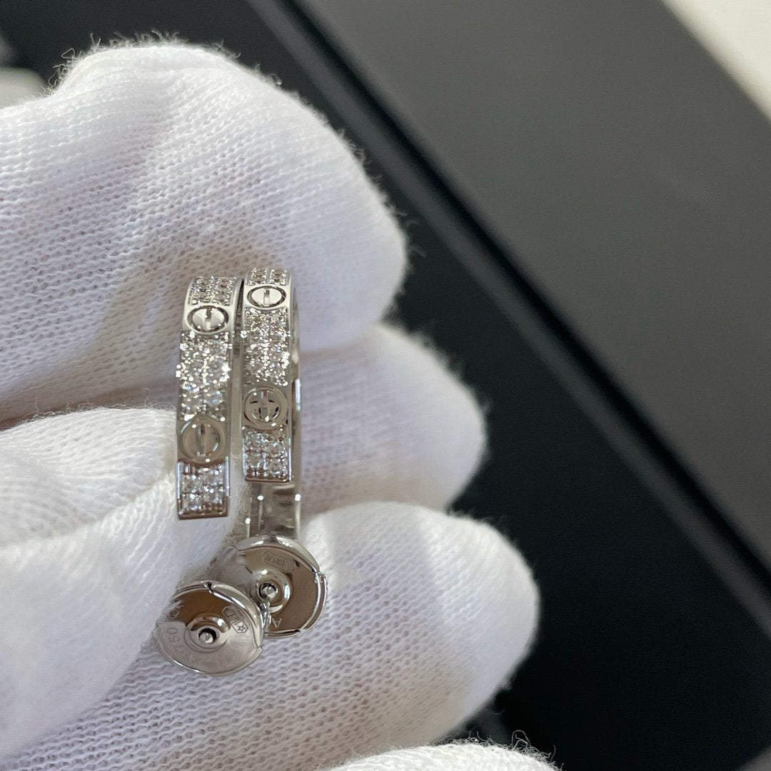 [BloomBling]LOVE DIAMOND SILVER HOOP EARRINGS