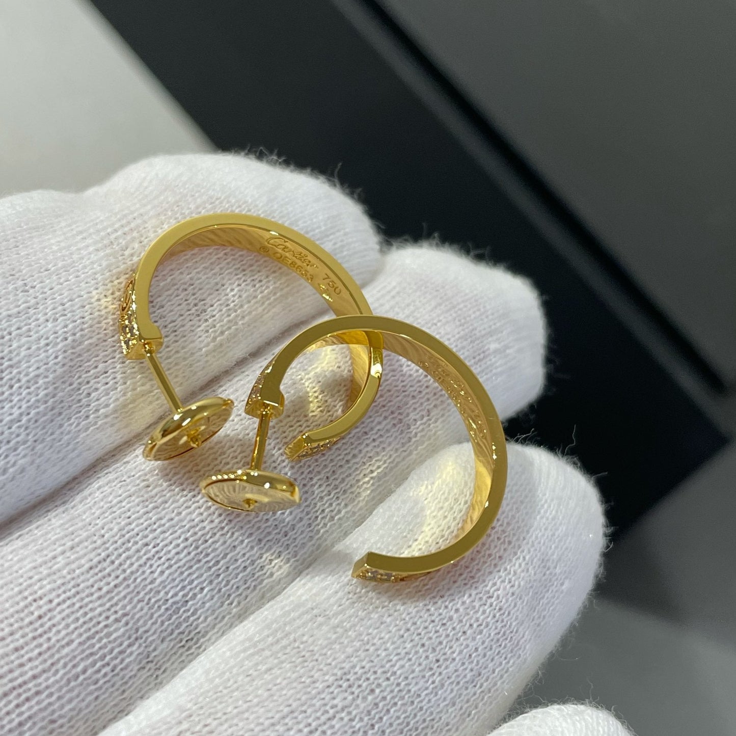[BloomBling]LOVE DIAMOND GOLD HOOP EARRINGS