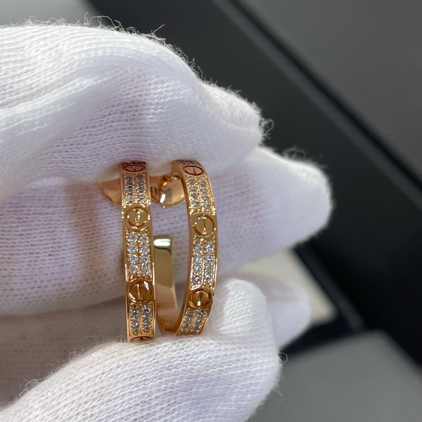 [BloomBling]LOVE DIAMOND PINK GOLD HOOP EARRINGS