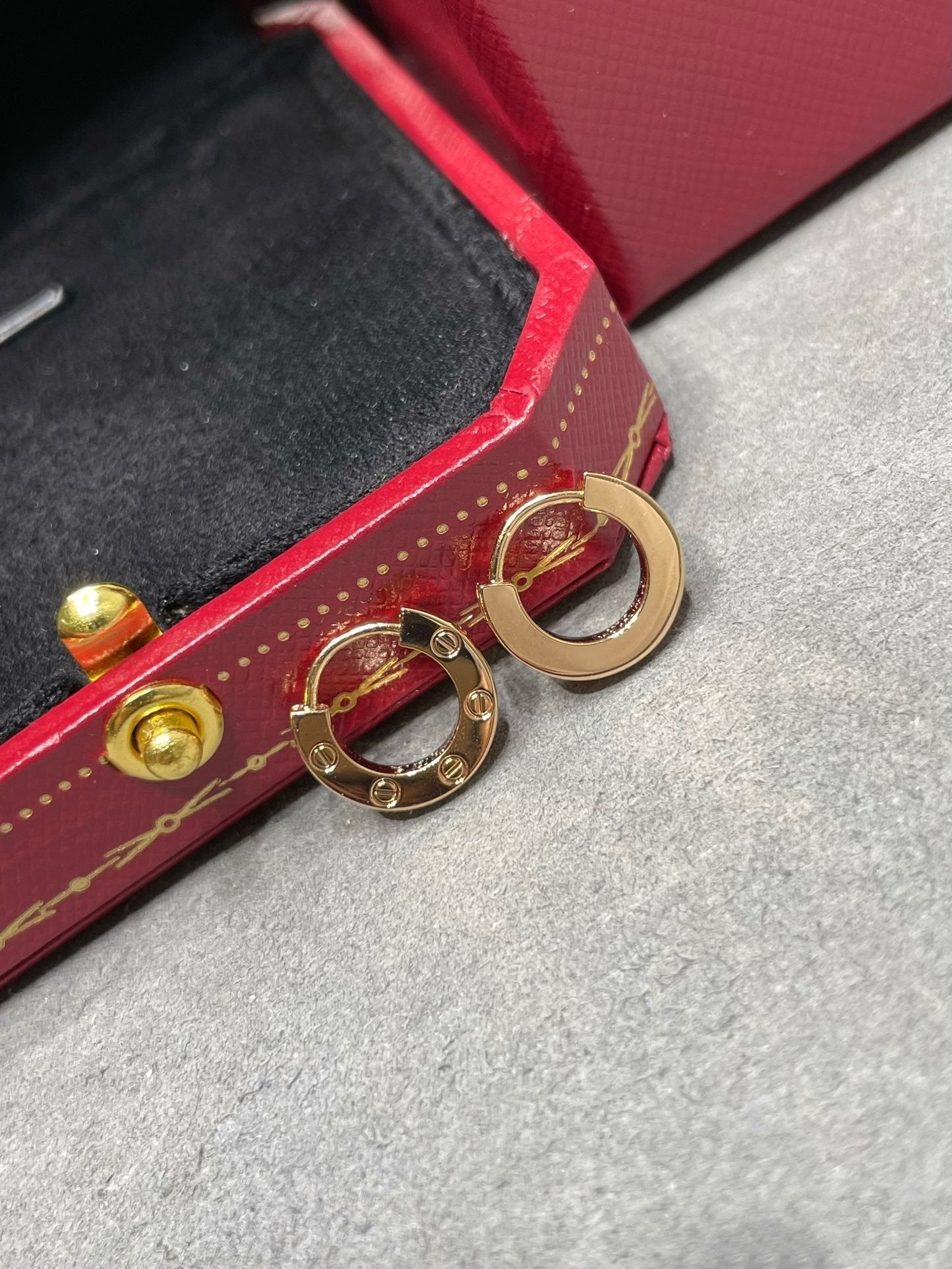 [BloomBling]LOVE MINI EARRINGS