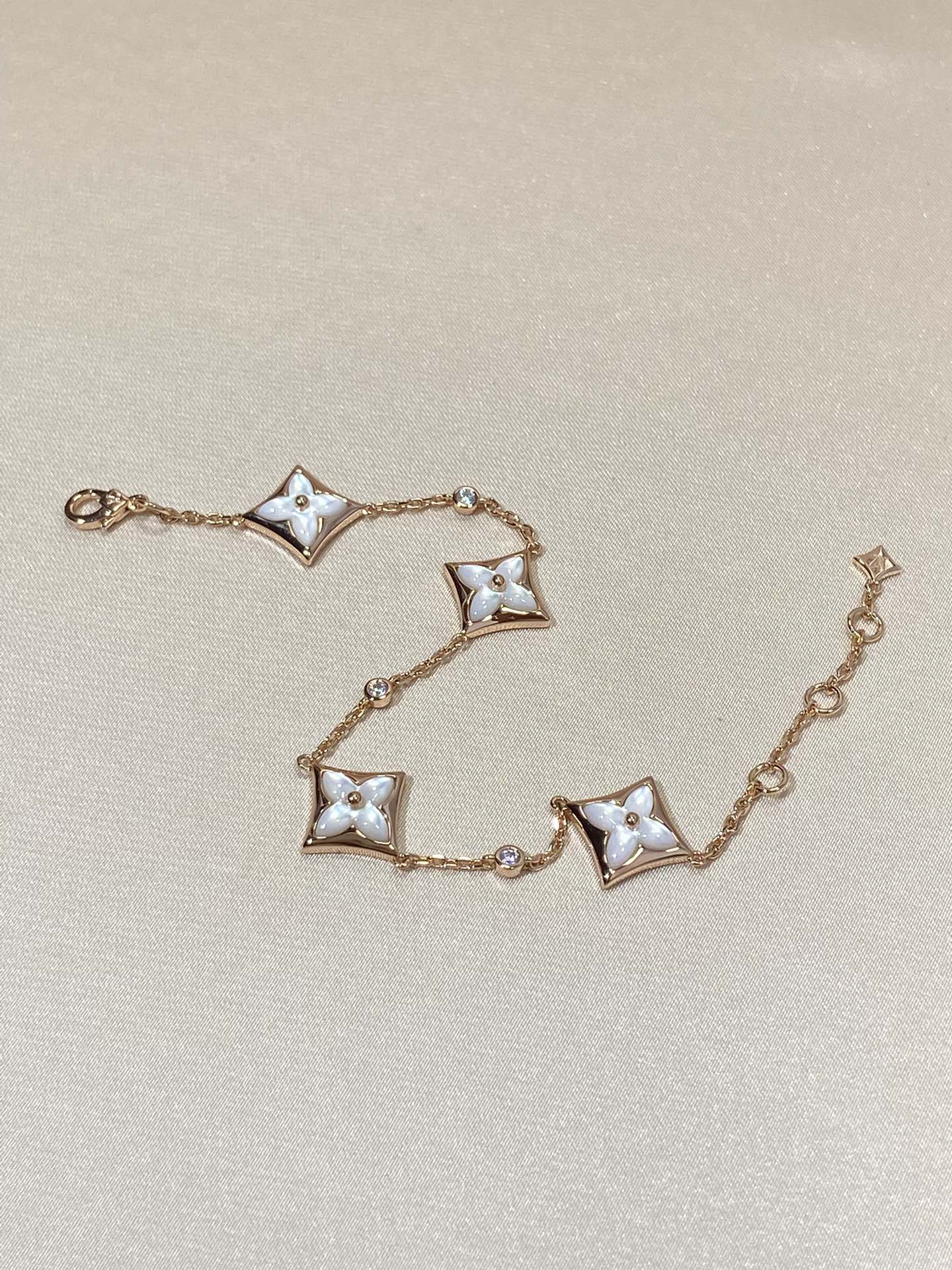 [BloomBling]STAR 4 MOTIF MOP DIAMOND PINK GOLD BRACELET