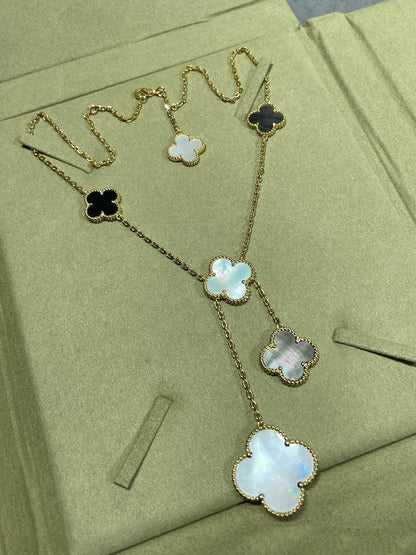 [BloomBling]CLOVER 6 MOTIF MOP ONYX GOLD NECKLACE