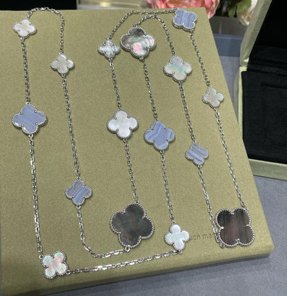 [BloomBling]CLOVER 16 MOTIF CHALCEDONY MOP SILVER NECKLACE