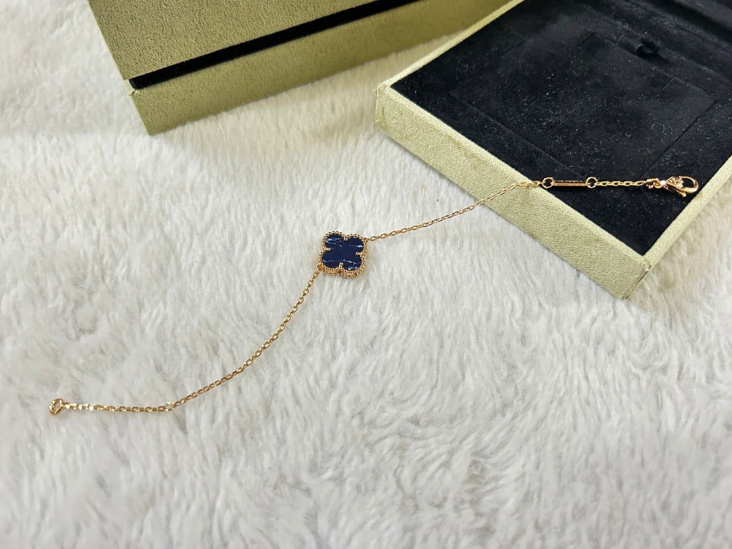 [BloomBling]CLOVER 1 MOTIF PIETERSITE BRACELET
