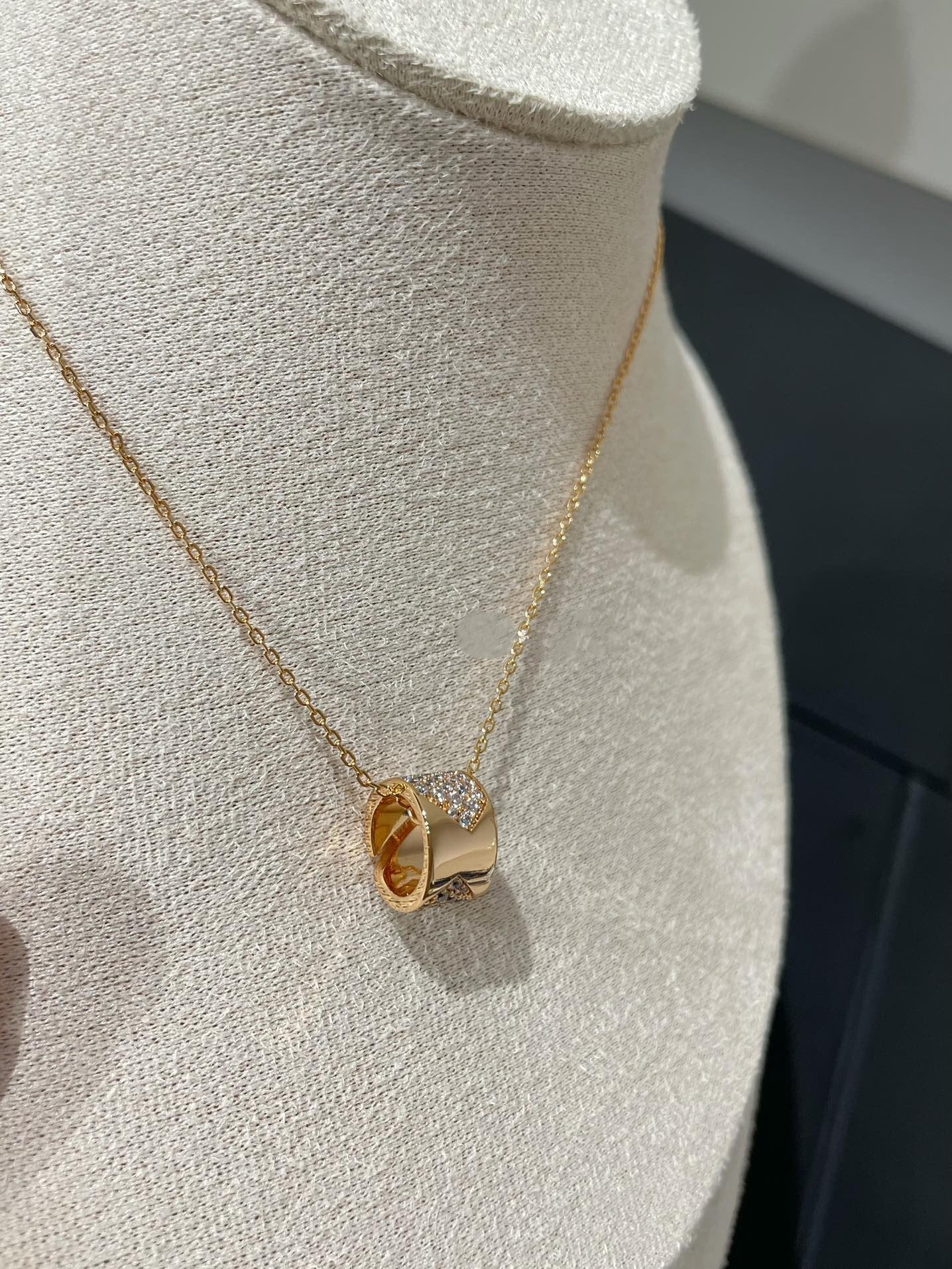 [BloomBling]LIENS EVIDENCE DIAMOND PAVED NECKLACE