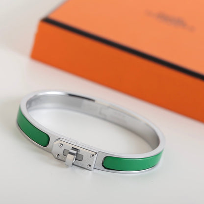 [BloomBling]HM KELLY GREEN BRACELET