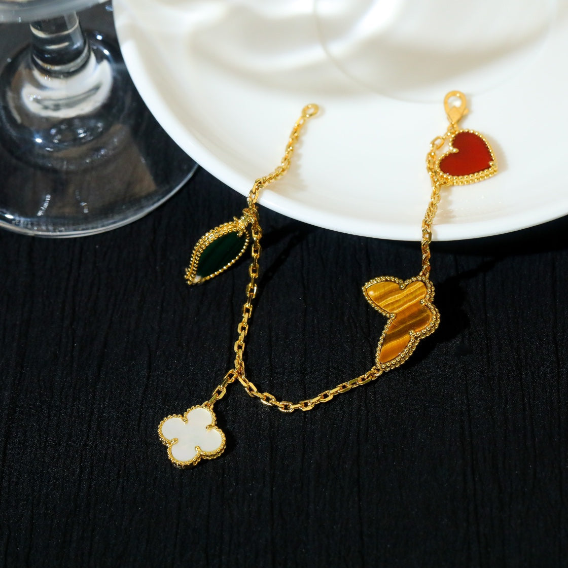 [BloomBling]LUCKY SPRING 5 MOTIF GOLD BRACELET