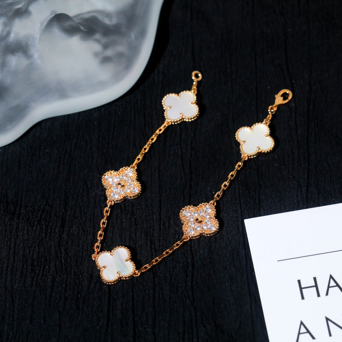 [BloomBling]CLOVER BRACELET 5 MOTIF WHITE MOP DIAMOND