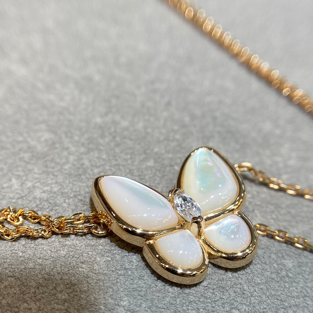 [BloomBling]BUTTERFLY MOP DIAMOND NECKLACE
