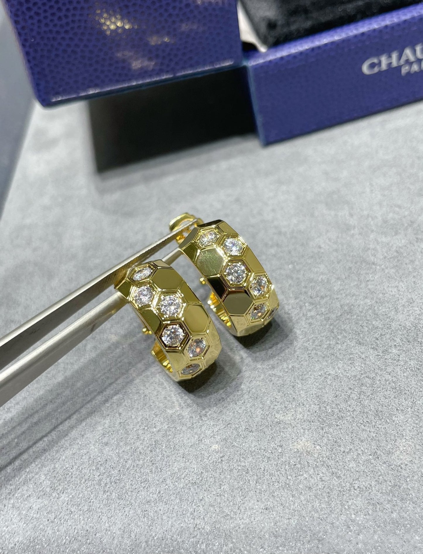 [BloomBling]BEE LOVE DIAMOND HOOP EARRINGS