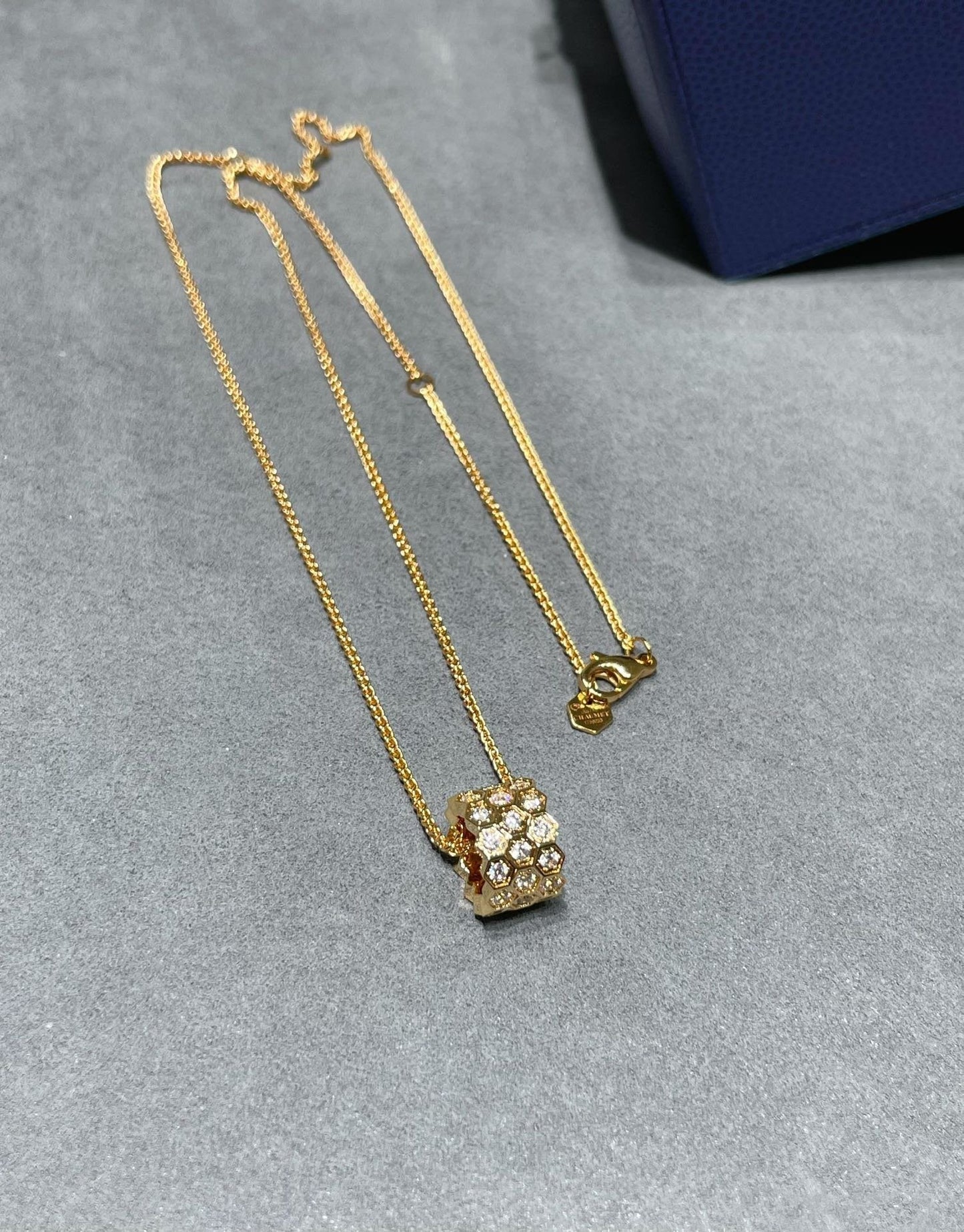[BloomBling]BEE LOVE DIAMOND PAVED 3 ROW NECKLACE