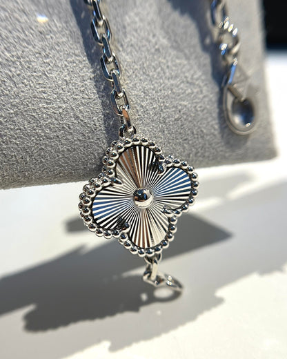 [BloomBling]CLOVER 5 MOTIF SILVER DIAMOND BRACELET