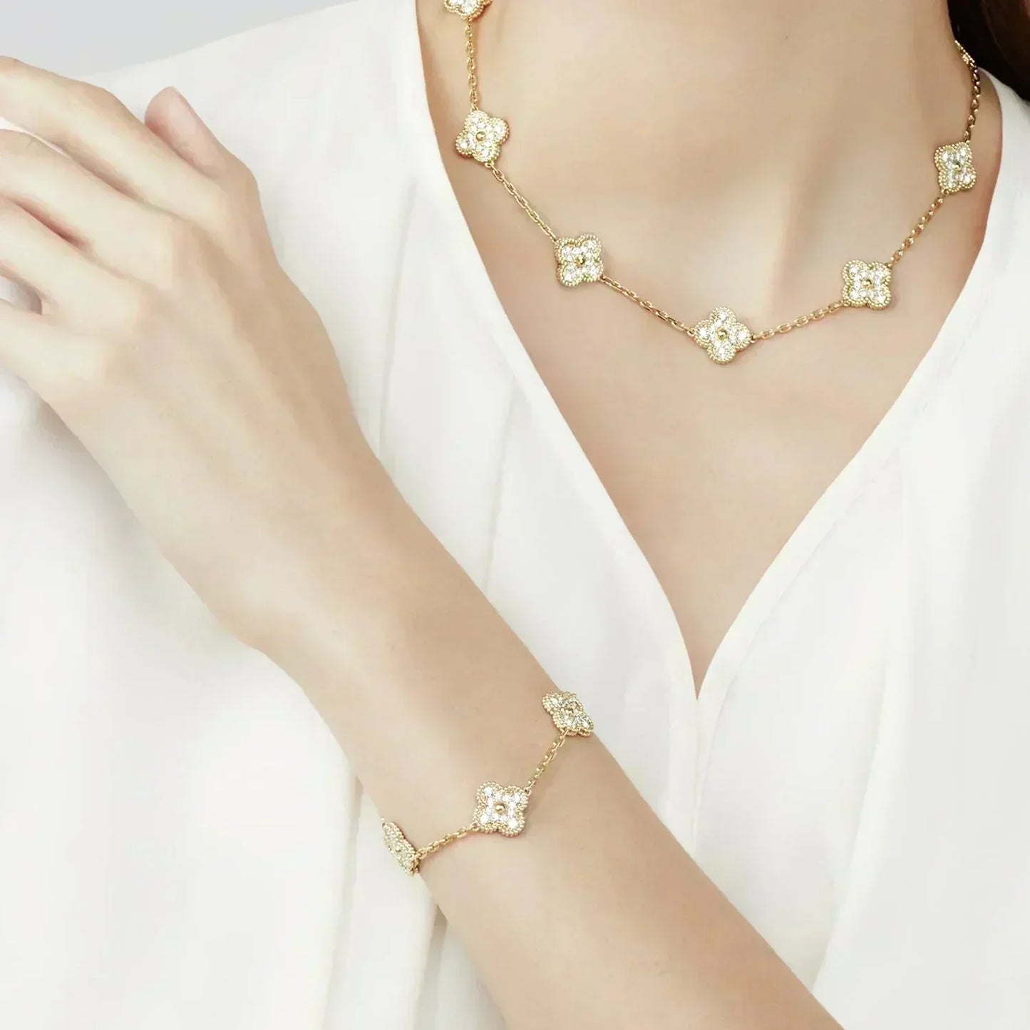 [BloomBling]CLOVER 5 MOTIFS  FULL DIAMOND BRACELET