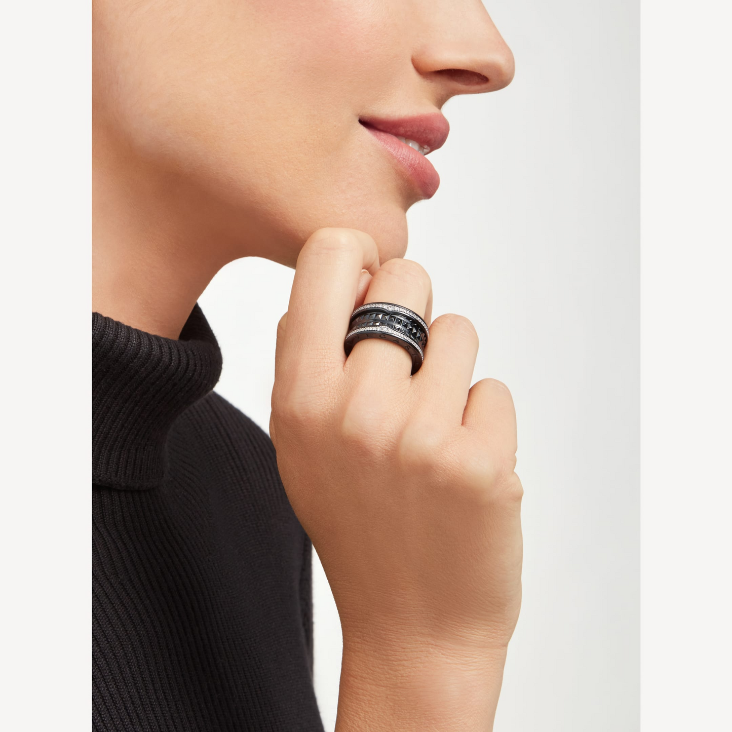 [BloomBling]ZERO 1 ROCK FOUR-BAND BLACK CERAMIC WITH STUDDED SPIRAL AND PAVED DIAMONDS RING