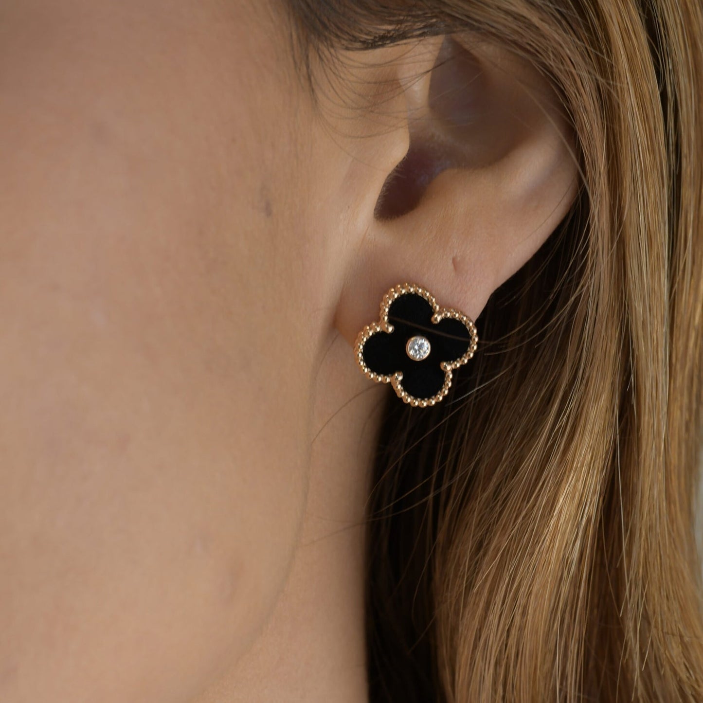[BloomBling]CLOVER MEDIUM 1 MOTIFS ONYX DIAMOND EARRINGS