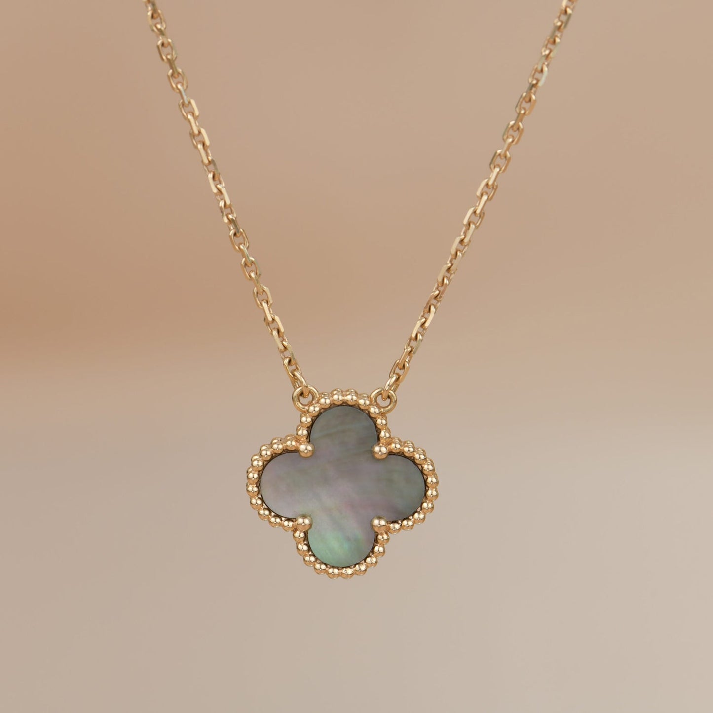[BloomBling]CLOVER 15MM  GRAY MOTHER OF PEARL NECKLACE