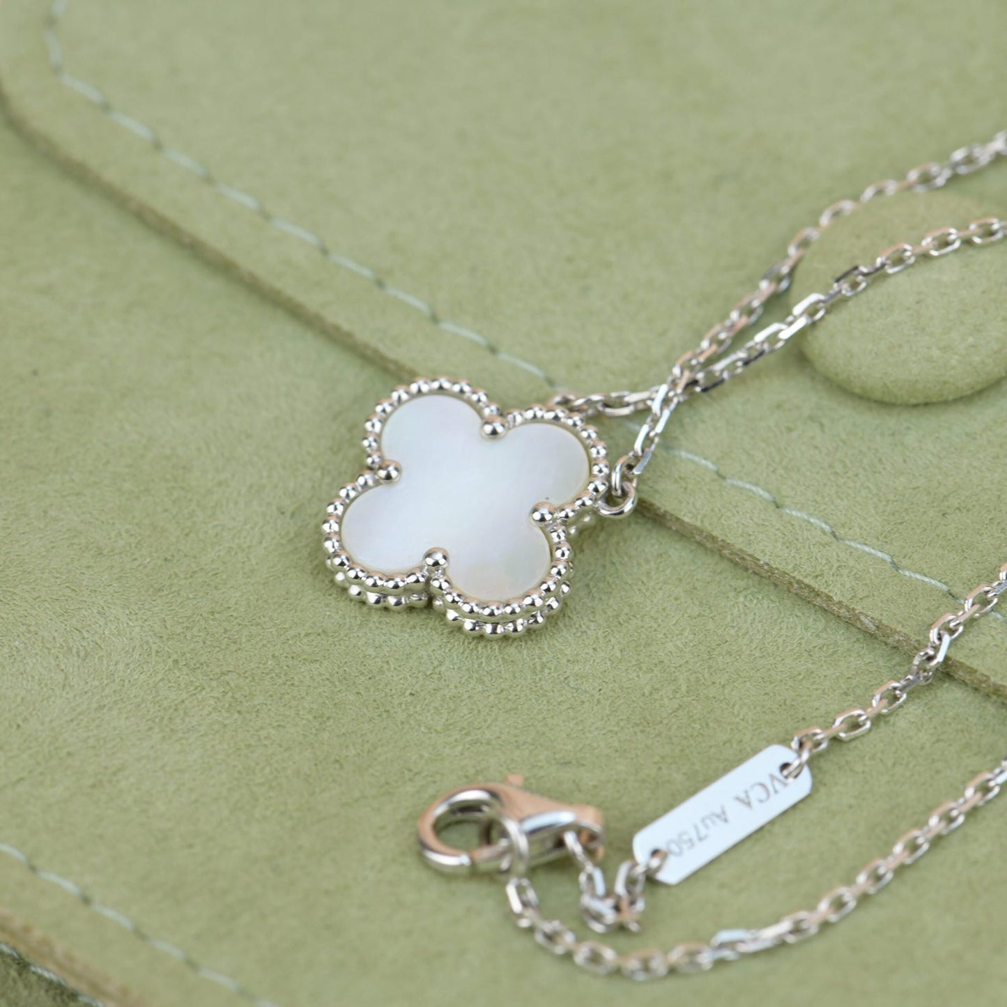 [BloomBling]CLOVER  15MM WHITE MOTHER-OF-PEARL SILVER