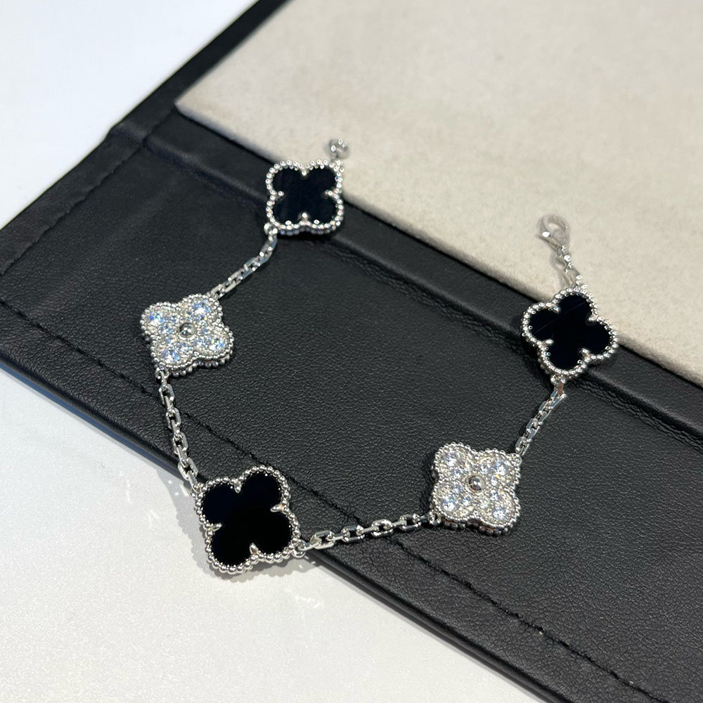 [BloomBling]CLOVER 5 MOTIF ONYXS DIAMOND BRACELET SILVER