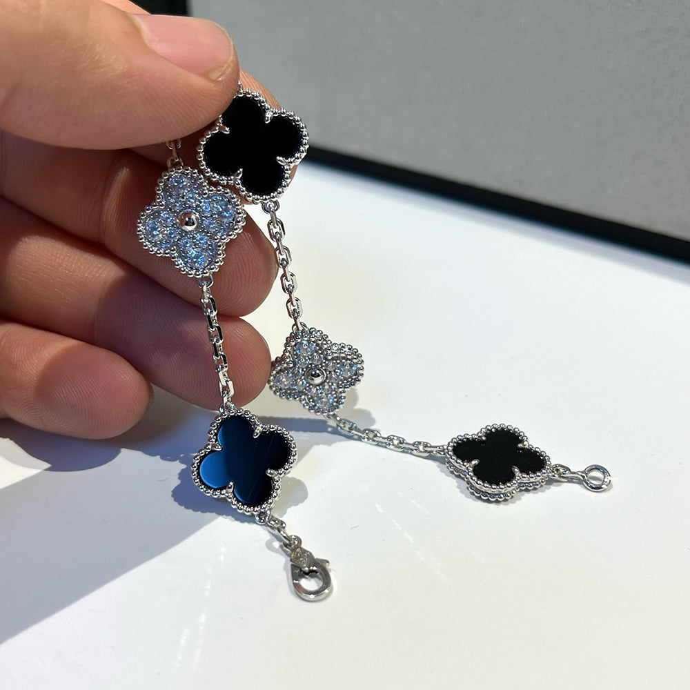 [BloomBling]CLOVER 5 MOTIF ONYXS DIAMOND BRACELET SILVER