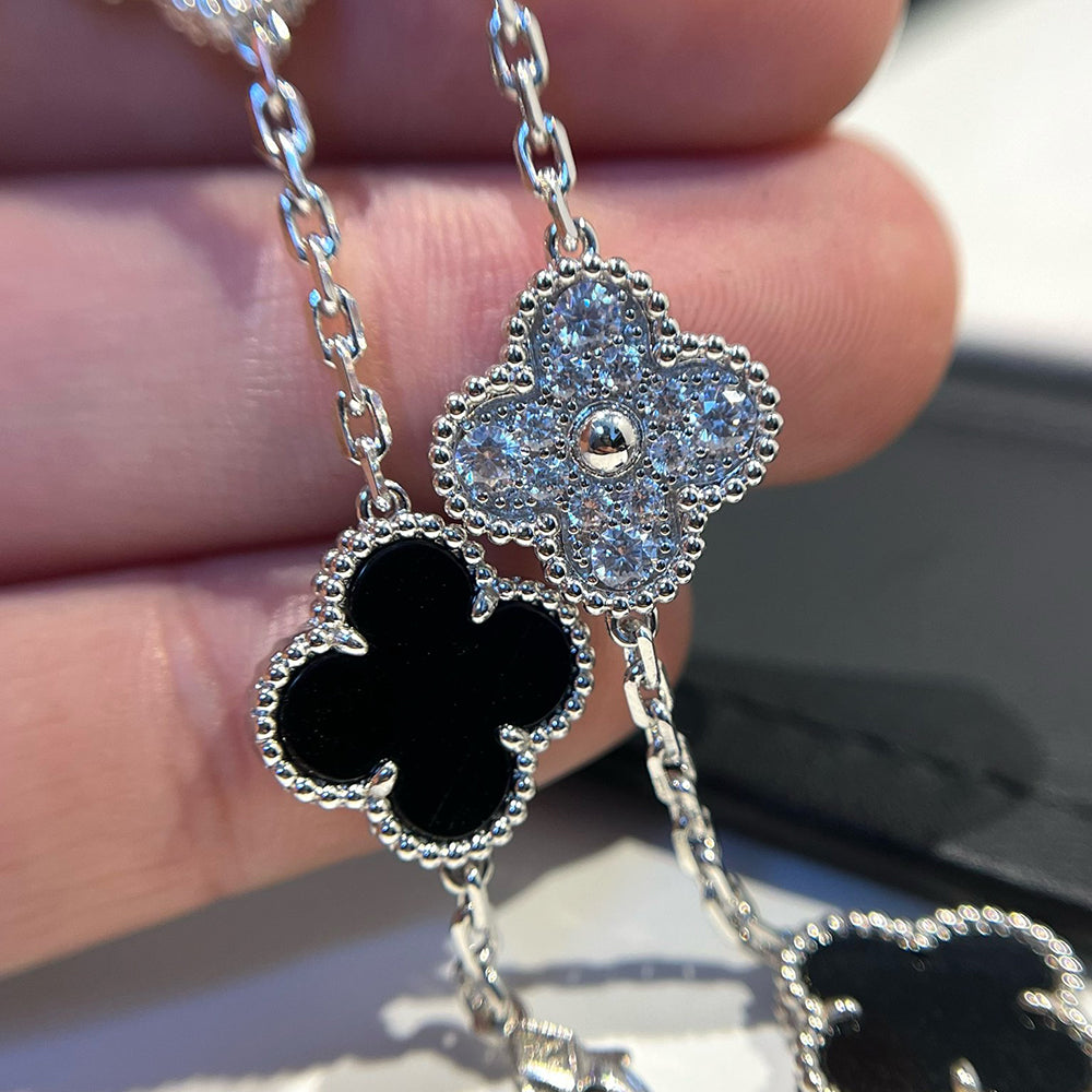 [BloomBling]CLOVER 5 MOTIF ONYXS DIAMOND BRACELET SILVER