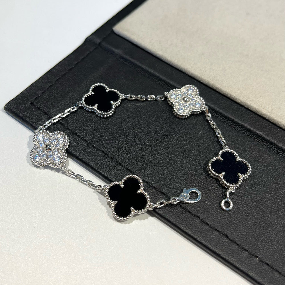 [BloomBling]CLOVER 5 MOTIF ONYXS DIAMOND BRACELET SILVER