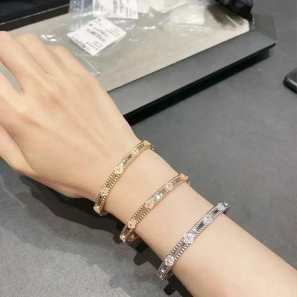 [BloomBling]CLOVER BRACELET 4MM DIAMONDS