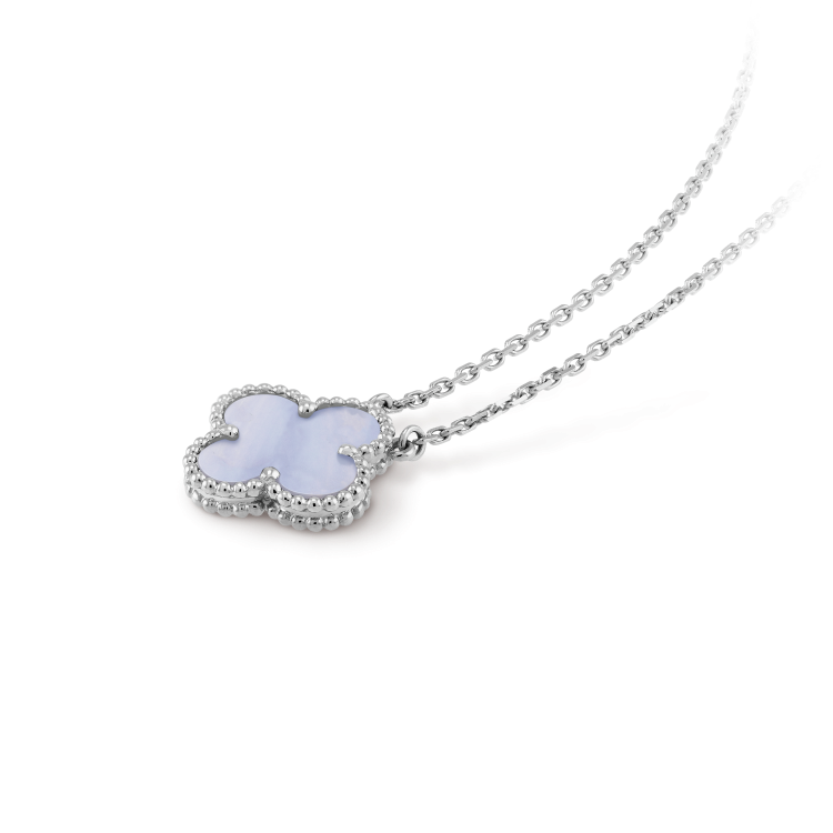 [BloomBling]CLOVER 15MM BLUE CHALCEDONY NECKLACE SILVER