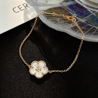 [BloomBling]LUCKY WHITE MOP PLUM BLOSSOM  BRACELET