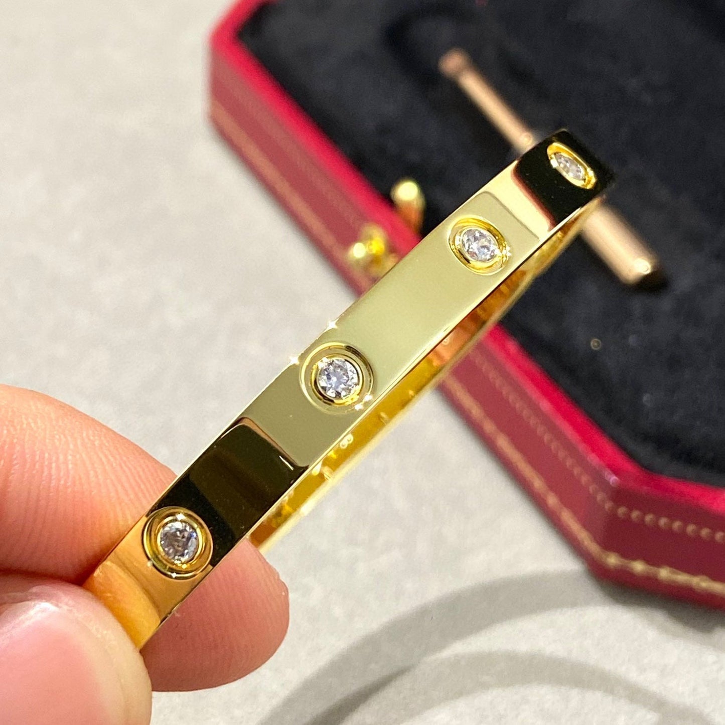 [BloomBling]LOVE BRACELET 6.1MM 10 DIAMONDS