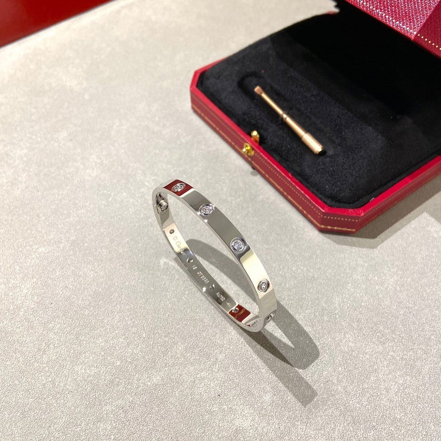 [BloomBling]LOVE BRACELET 6.1MM 10 DIAMONDS