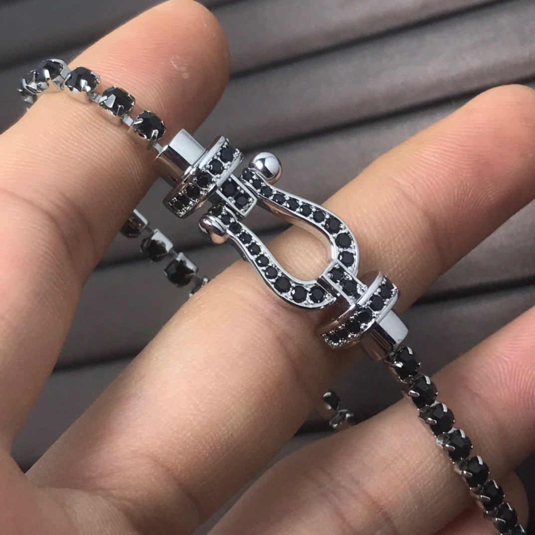 [BloomBling]FORCE  LARGE HORSESHOE FULL DIAMOND TENNIS BRACELET
