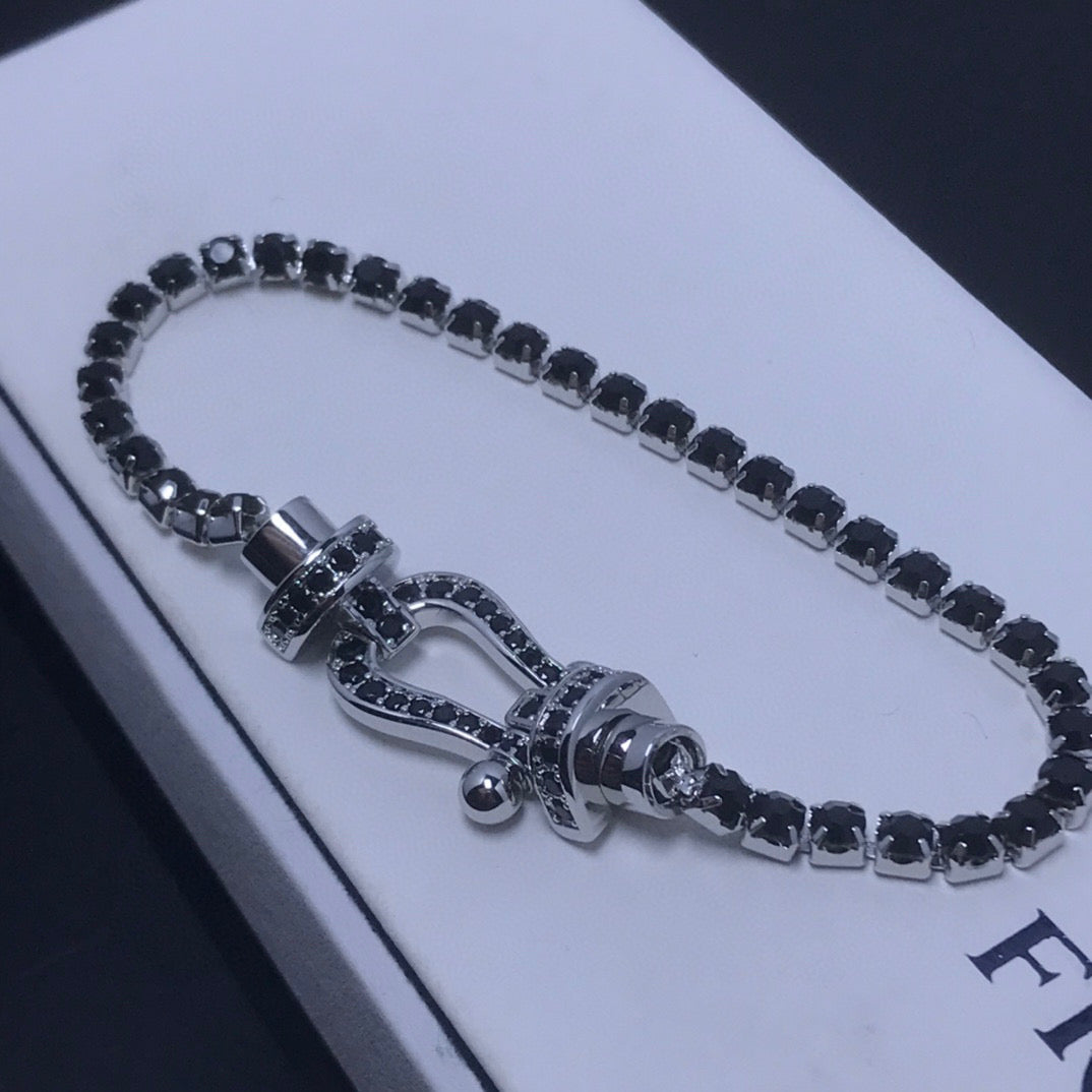 [BloomBling]FORCE  LARGE HORSESHOE FULL DIAMOND TENNIS BRACELET