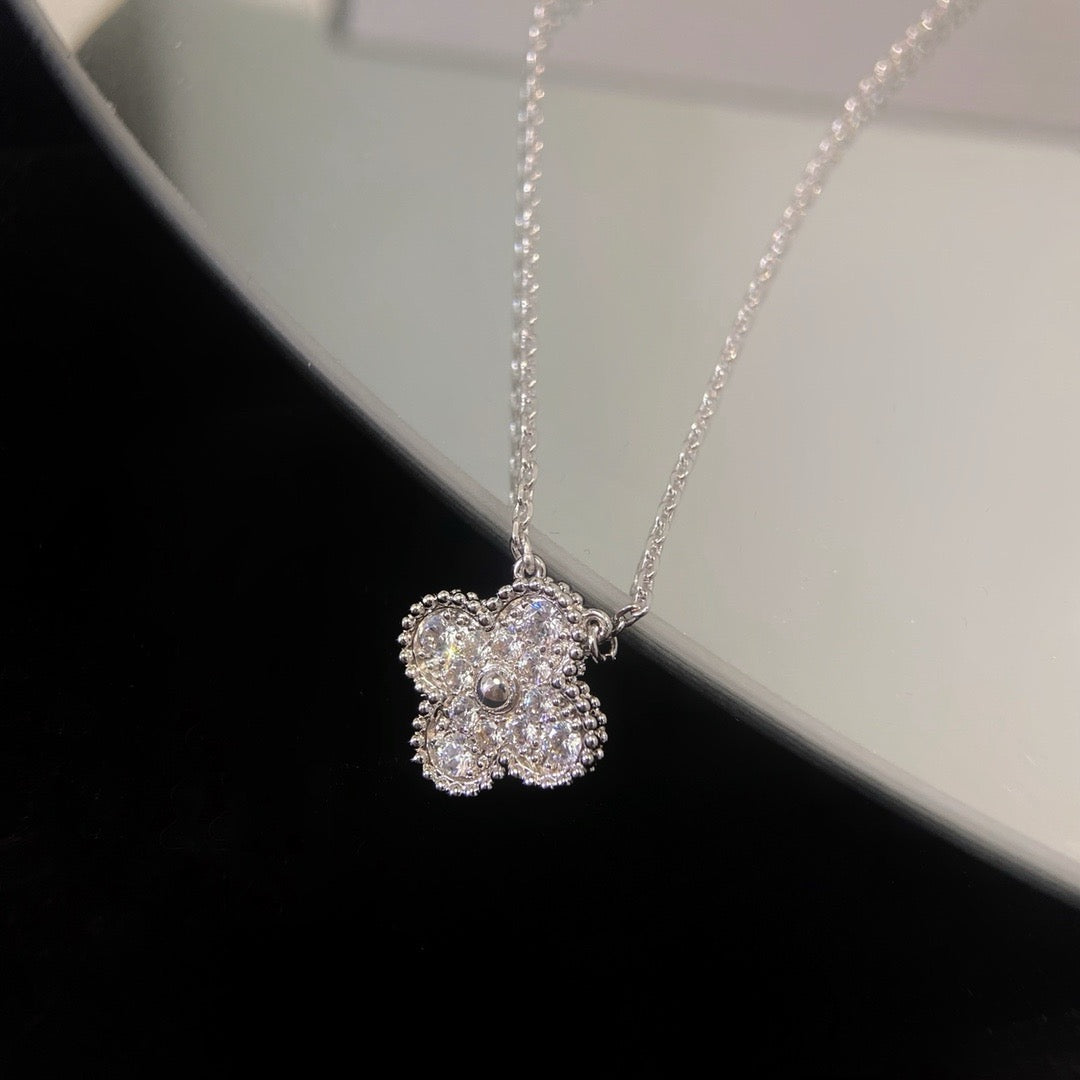 [BloomBling]CLOVER 15MM DIAMOND SINGLE FLOWER NECKLACE