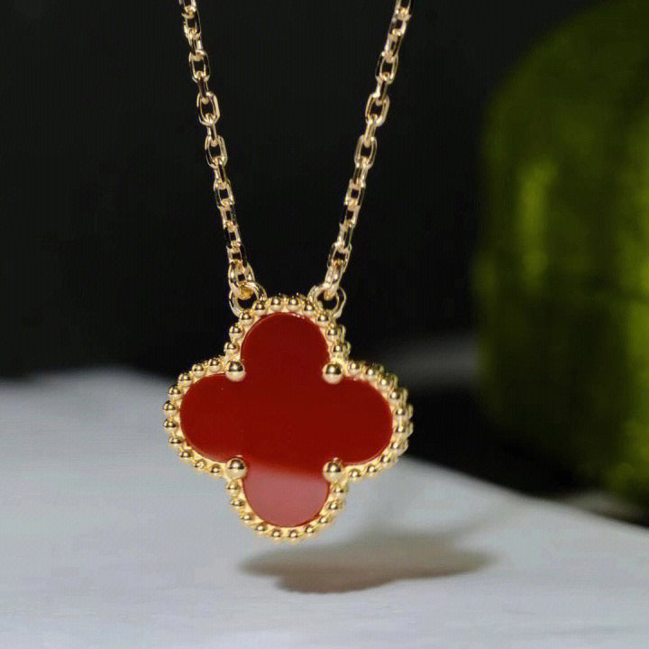 [BloomBling]CLOVER 15MM CARNELIAN SINGLE FLOWER NECKLACE