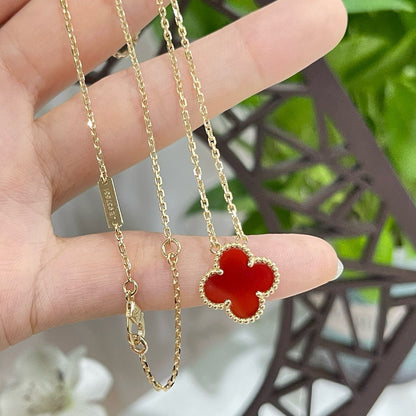 [BloomBling]CLOVER 15MM CARNELIAN SINGLE FLOWER NECKLACE