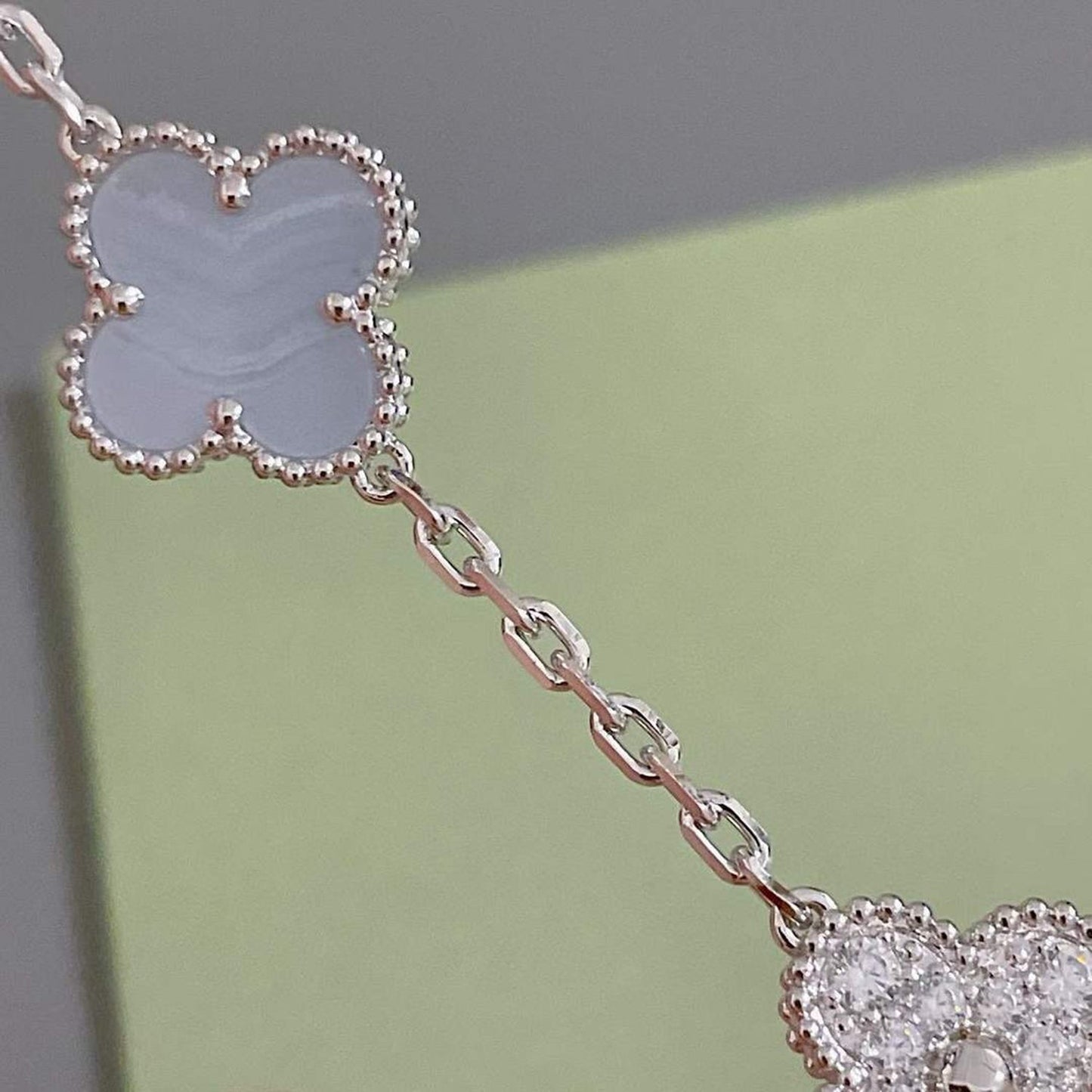 [BloomBling]CLOVER  5 MOTIF DIAMOND PURPLE CHALCEDONY BRACELET SILVER
