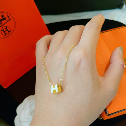 [BloomBling]H WHITE SQUARE GOLD NECKLACE