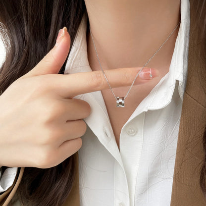 [BloomBling]BEE MINI PEDANT DIAMOND NECKLACE