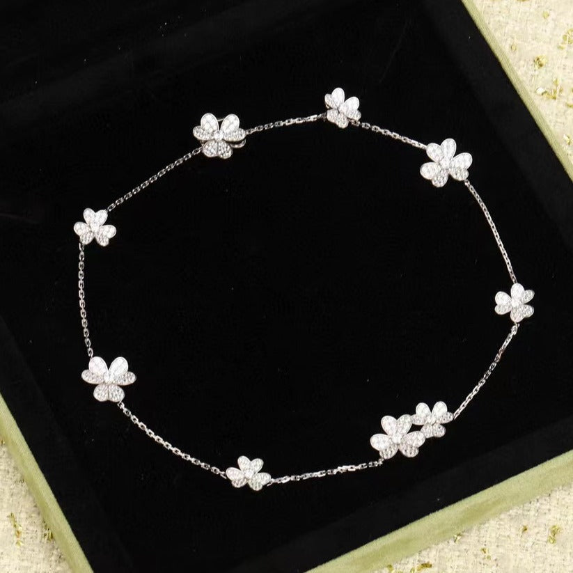 [BloomBling]FRIVOLE SILVER 9 FLOWERS NECKLACE